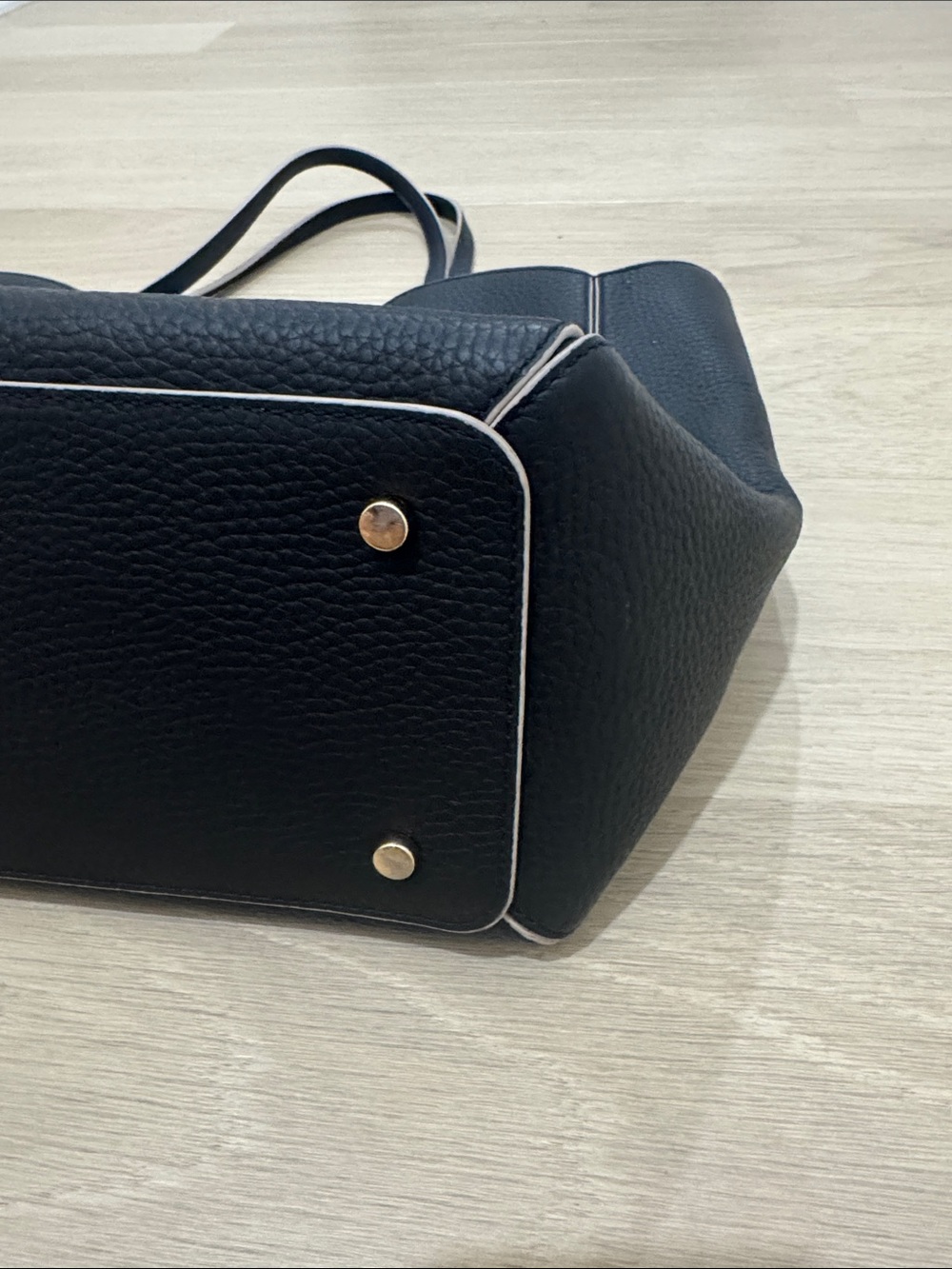kate spade Black Scalloped-trimmed Pebbled Leather Tote - Picture 8 of 11